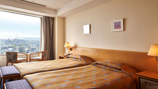 ツインルーム シングルベッド 2 台 喫煙可