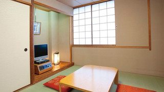 トラディショナル ルーム 喫煙可 共用バスルーム (Japanese Style Room)