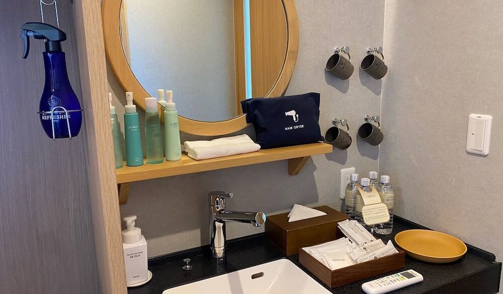 グランピング棟 洗面台 / 2