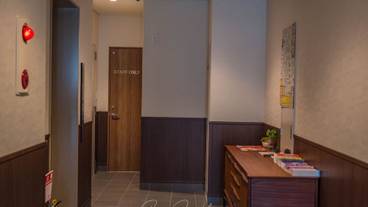 内部エントランス / 2