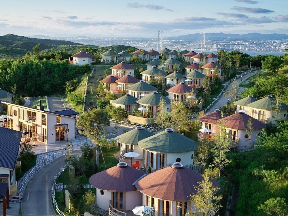 ナルトやスライムとお泊まり！「ニジゲンノモリ」のグランピング施設4573579