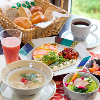 古い町屋の佇まいを生かした空間でくつろぎの滞在を3523896