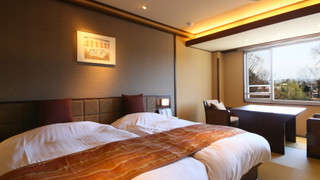 和モダンな雰囲気で過ごすおふたりの為のお部屋【和室１０畳】 [和室] [禁煙]