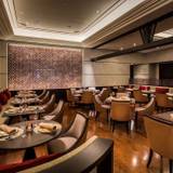 「王朝」　店内 / 2