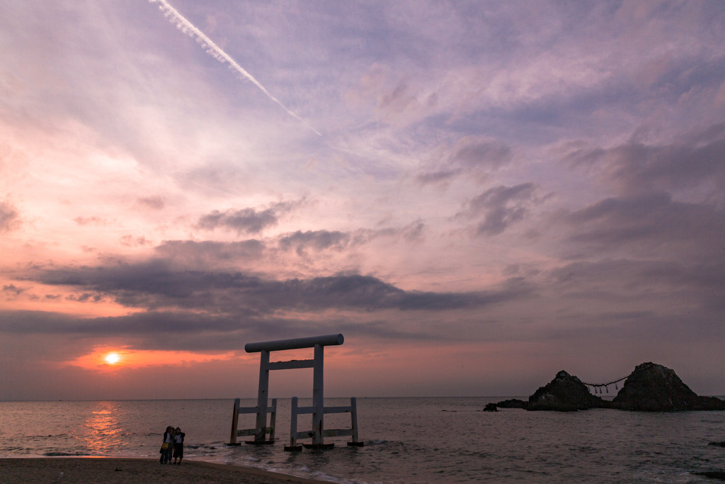 「二見ヶ浦」の美しい夕日に心が震える2007921