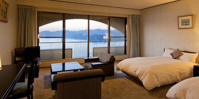 南あわじ温泉郷 ホテルニューアワジ プラザ淡路島(兵庫県 リゾートホテル) / 1