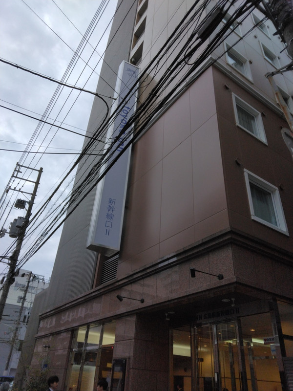 広島駅から徒歩４～５分なのでアクセスは良いです。