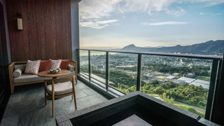 クラシック ルーム キングベッド 1 台 クラブラウンジ利用可 (Private Onsen)