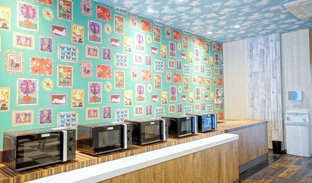 ラウンジの電子レンジ / 1