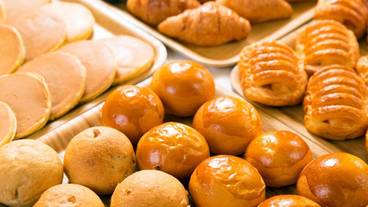 食事・飲み物 / 11