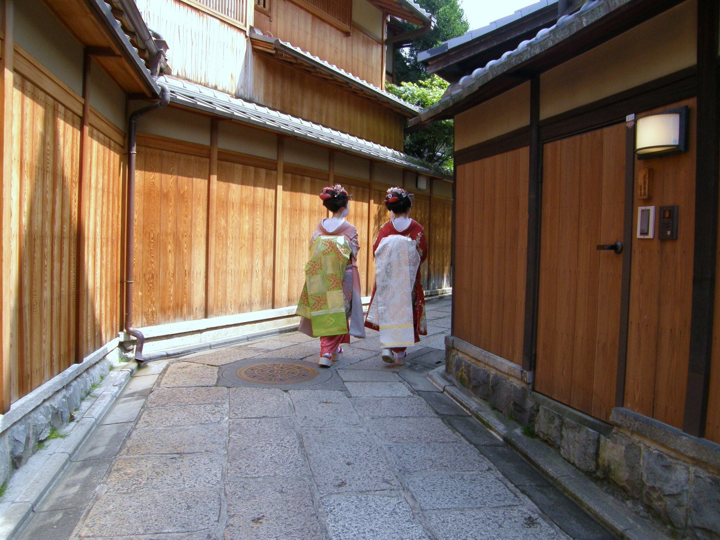 京の町並み 舞妓 kyoto
