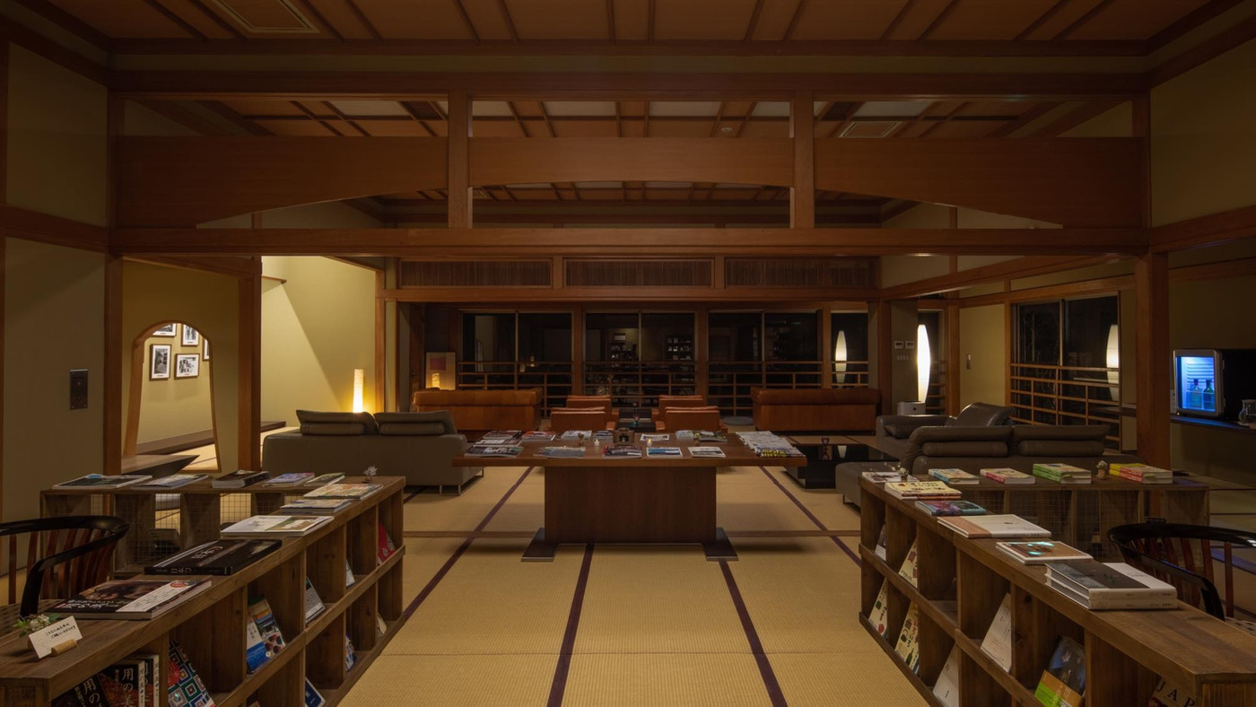 約3000坪の庭園で映える写真を撮ろう♡鯉が見える客室露天風呂も4756037