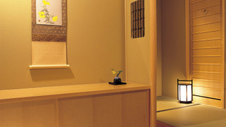 [禁煙室] 特別階 「野の花亭」河口湖側・掘りごたつ付き和室 (13歳以上から) [夕食は別個室で和食／朝食はレストランにて和食]