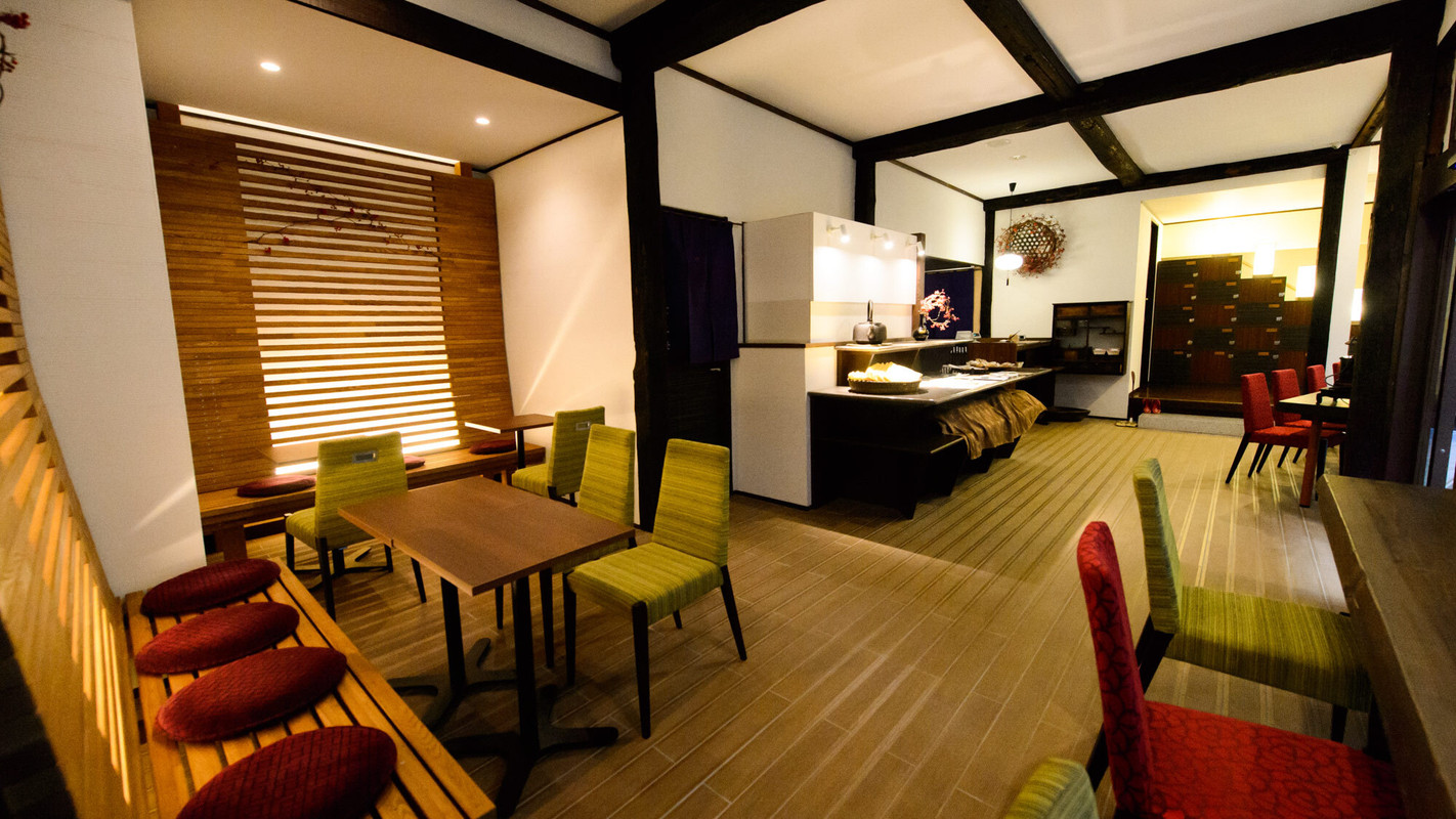 足湯カフェラウンジ