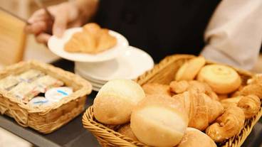 焼きたてパン / 3