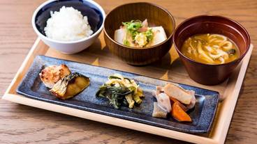 朝食ビュッフェ一例① / 1