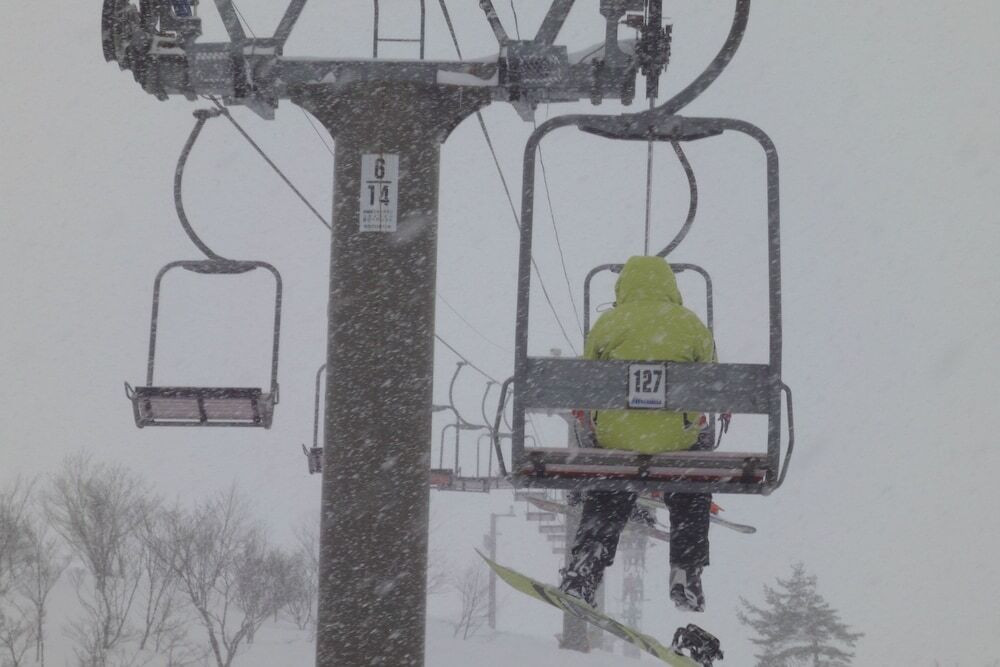 スノー スポーツとスキー