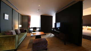 マスタースイート クラブラウンジアクセス付き (65平米/キングサイズベッド) 禁煙