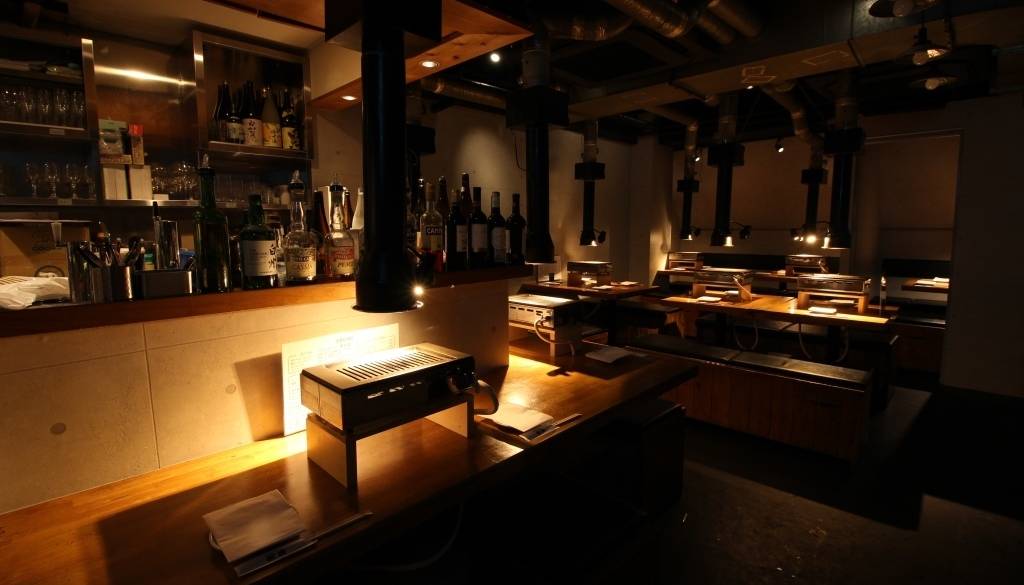 夜ごはんは
好みのレストランで / 2