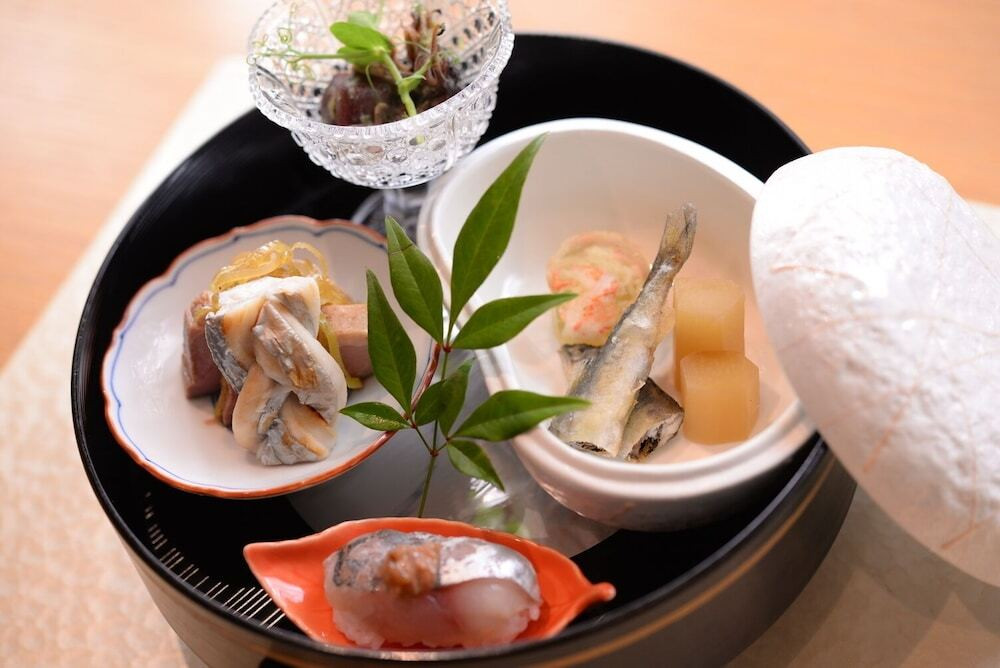 日本の名デザイン家具に彩られたモダンな佇まい4086187