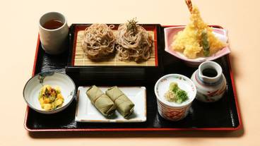 食事・飲み物 / 3