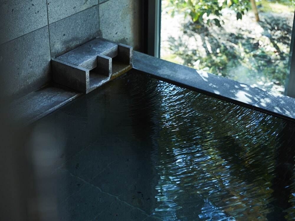 源泉かけ流し温泉