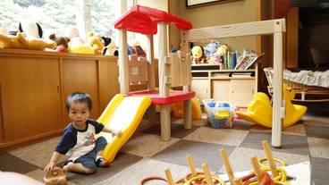 子供用の遊び場 - 屋内 / 6