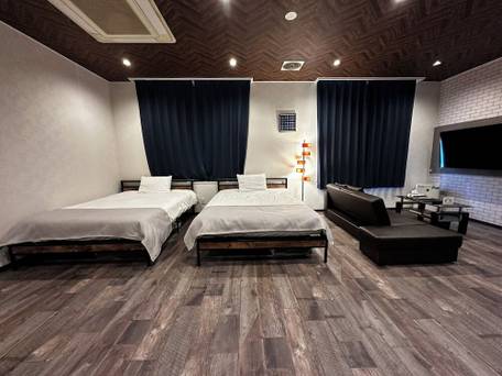 Economy Hotel Upashi / 5