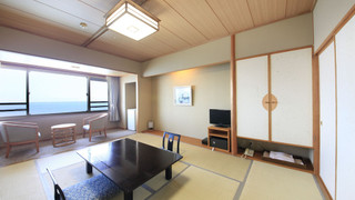 [海側眺望] 本館和室10畳 / 最大5名迄