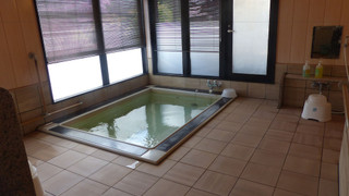 和室 （2名利用、共用バスルーム）