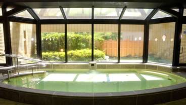 屋内スパ浴槽 / 2