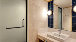 [オーシャンビュー] スーペリアツイン（シャワーブース付）（禁煙）