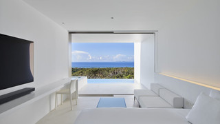 デラックス ルーム キングベッド 1 台 プライベートプール オーシャンビュー