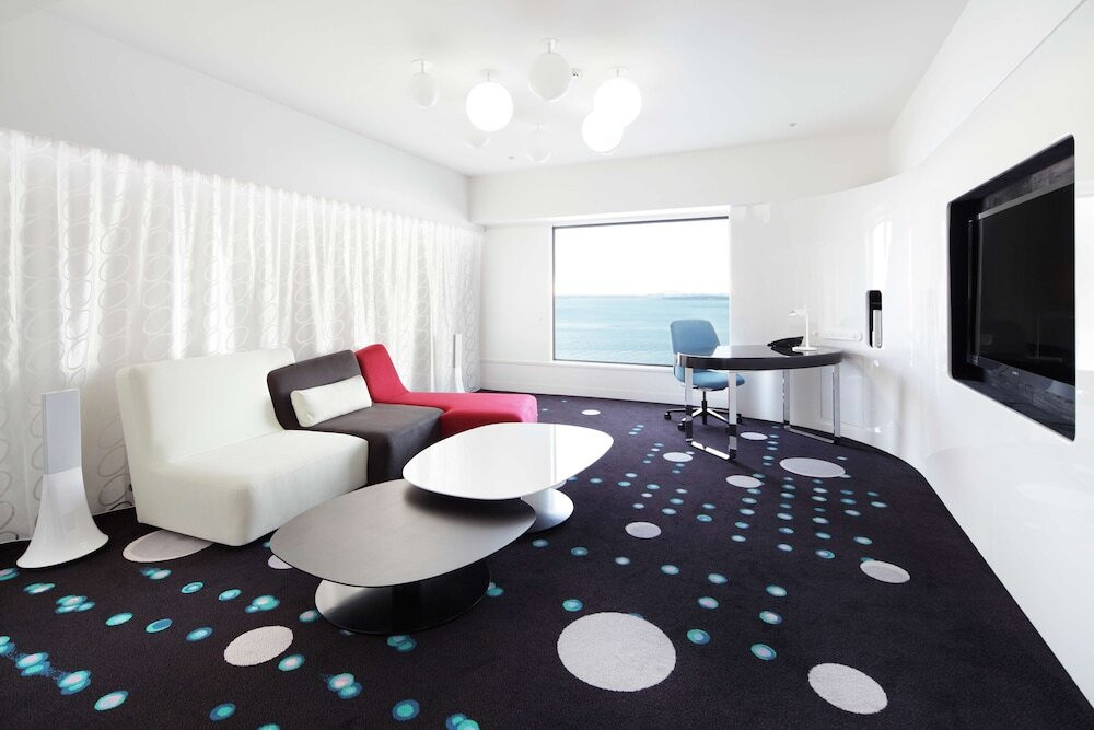 館内のデリからデリバリーもOK！日常を忘れて過ごせるおしゃれホテル3463653