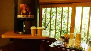 コーヒー・紅茶のサービス / 1