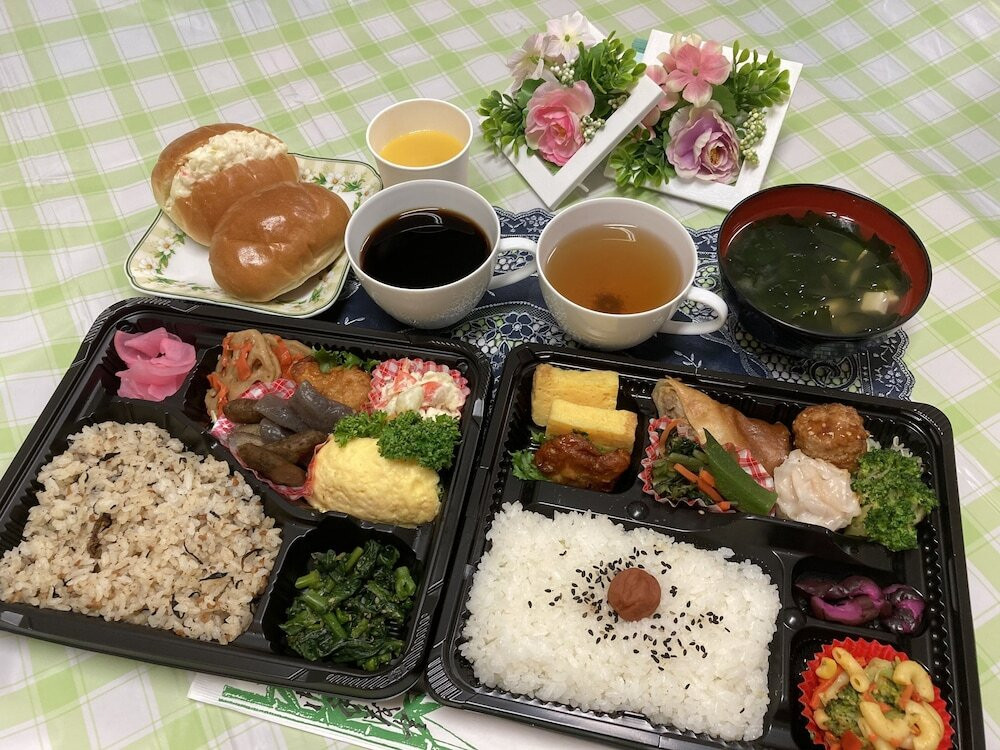 朝食