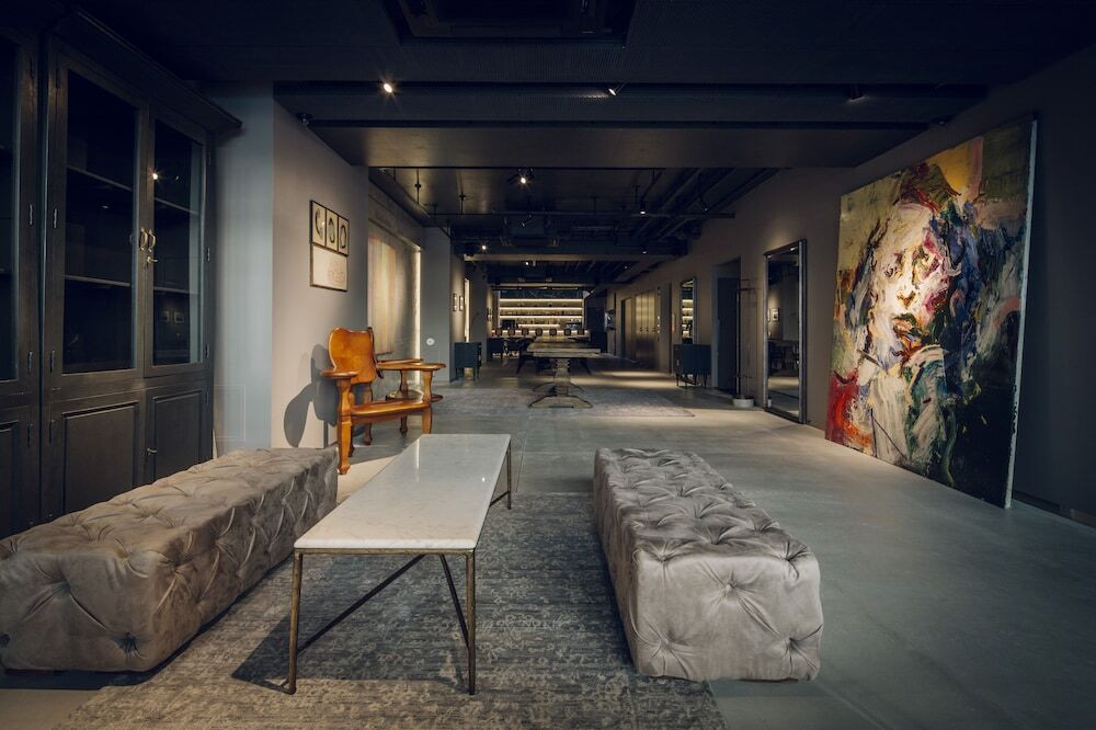 アートに浸って感性を育てる4009758