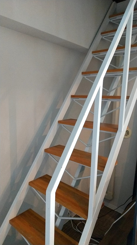 ロフトの階段は急なのでご注意を