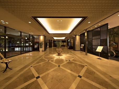 KKRホテル熊本（国家公務員共済組合連合会 熊本共済会館） / 2