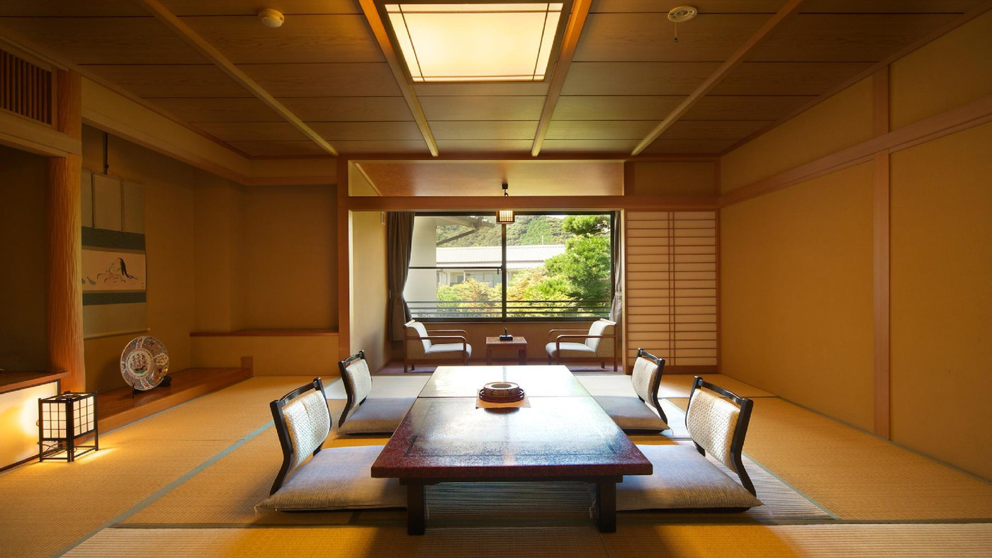 広大な日本庭園を持つ、源泉掛け流しの湯宿3997970