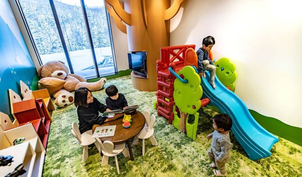 キッズスペース 遊具 / 3