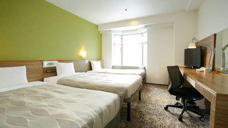 トリプルルーム シングルベッド 3 台 禁煙