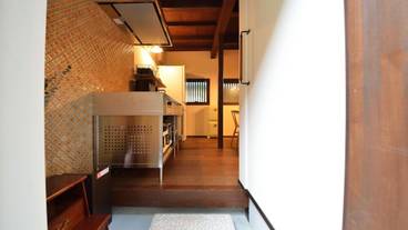 内部エントランス / 2