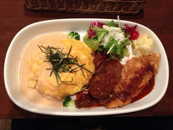 「ムグニ」料理 31812 Ｂセット 明太子オムライス