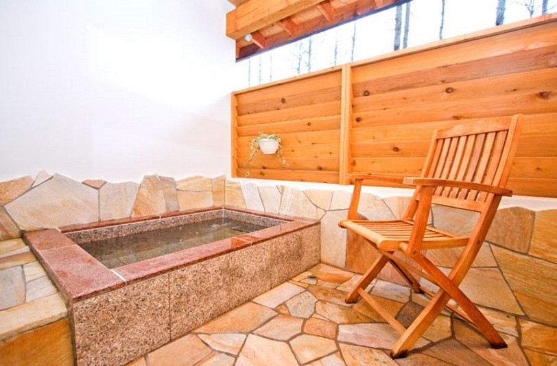 フレンチ料理と露天風呂を楽しむプチホテル3907250