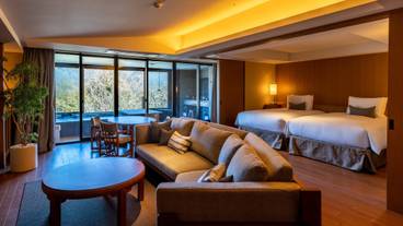 ラグジュアリースイート / 3