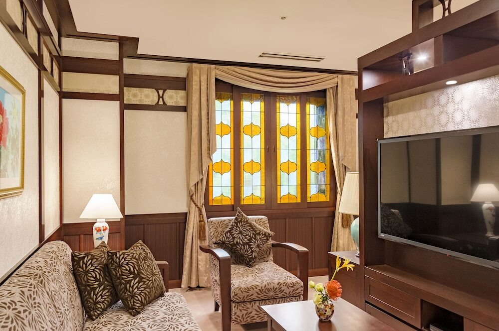 レトロ可愛いにキュン！大正ロマンの宿で「香箱ガニ」を堪能する3461775