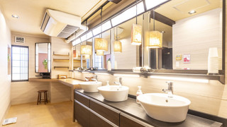 ファミリー ルーム 禁煙 共用バスルーム