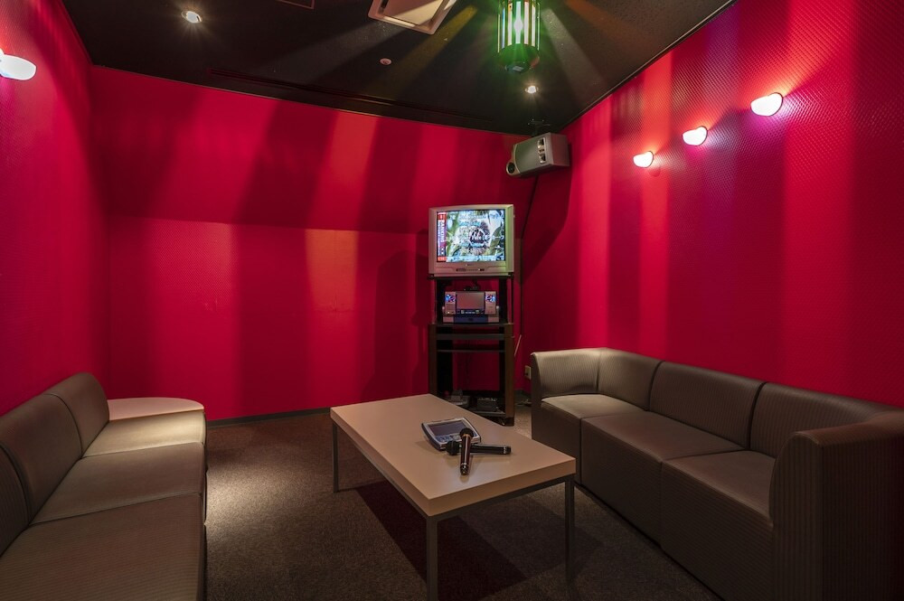 カラオケ ルーム