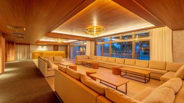 ロビー応接スペース / 4